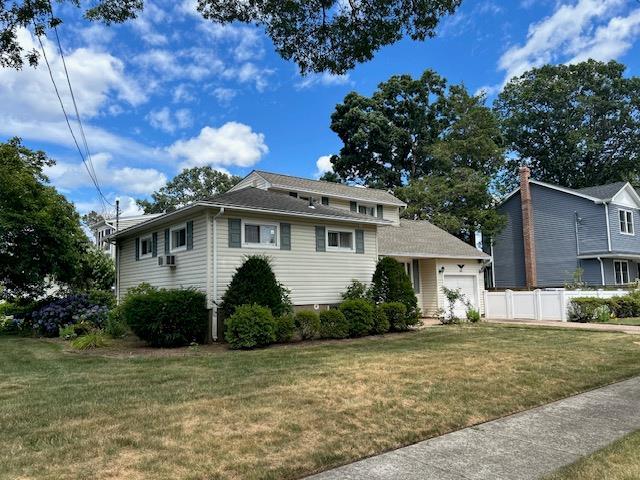 201 Cypress St, Massapequa Park, NY 11762 - photo 22