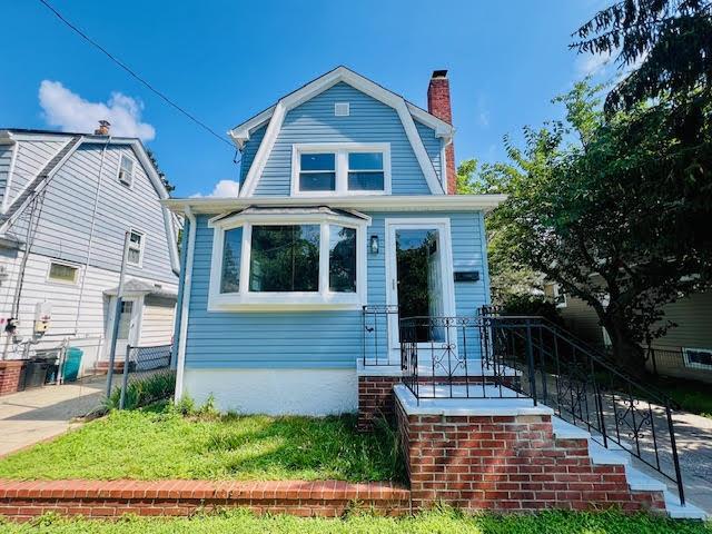 6 Pershing Ave, Valley Stream, NY 11581 - photo 16