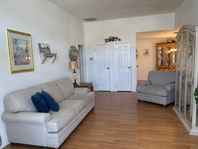 1504 Gotham Ct, Saint James, NY 11780 - photo 5