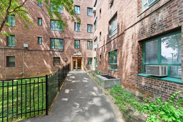 2200 E Tremont Ave Unit 5A, Bronx, NY 10462 - photo 2