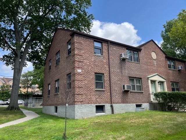 24675 57th Dr Upper, Upper, Douglaston, NY 11362 - photo 2