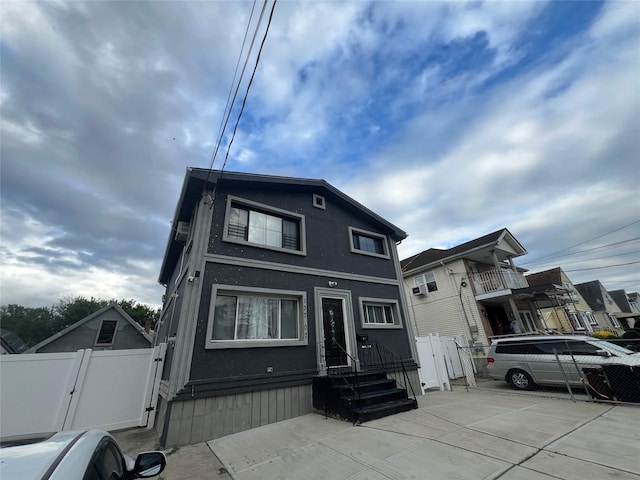 13707 169th St, Jamaica, NY 11434 - photo 1