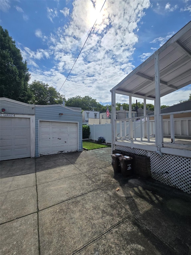 7733 79th St, Glendale, NY 11385 - photo 3