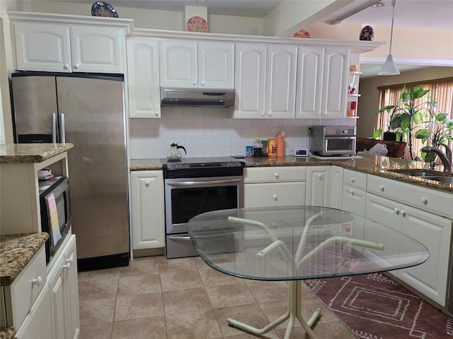 1671 Greenway Blvd, Valley Stream, NY 11580 - photo 4