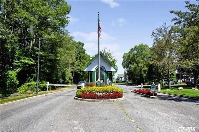 1 Kate Cir, Middle Island, NY 11953 - photo 4
