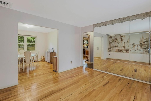8 Lawrence Ct, Syosset, NY 11791 - photo 4