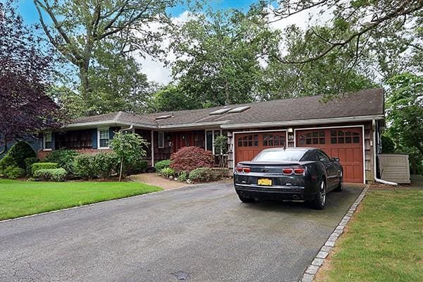 39 Harvard Dr, Woodbury, NY 11797 - photo 1