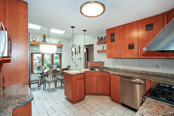 39 Harvard Dr, Woodbury, NY 11797 - photo 17