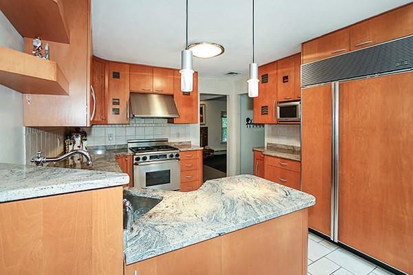 39 Harvard Dr, Woodbury, NY 11797 - photo 20