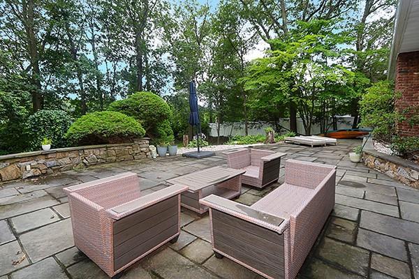 39 Harvard Dr, Woodbury, NY 11797 - photo 40