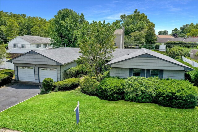 4 Tulip Grove Dr, Lake Grove, NY 11755 - photo 34
