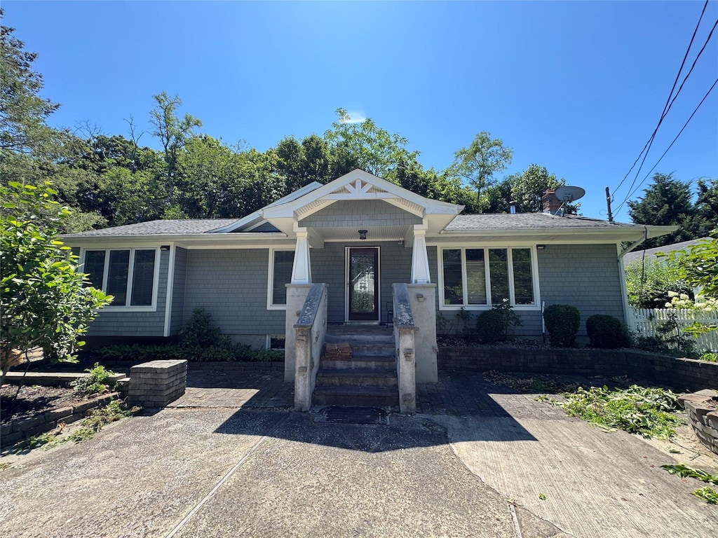 10890 Old Sound Ave, Mattituck, NY 11952 - photo 1