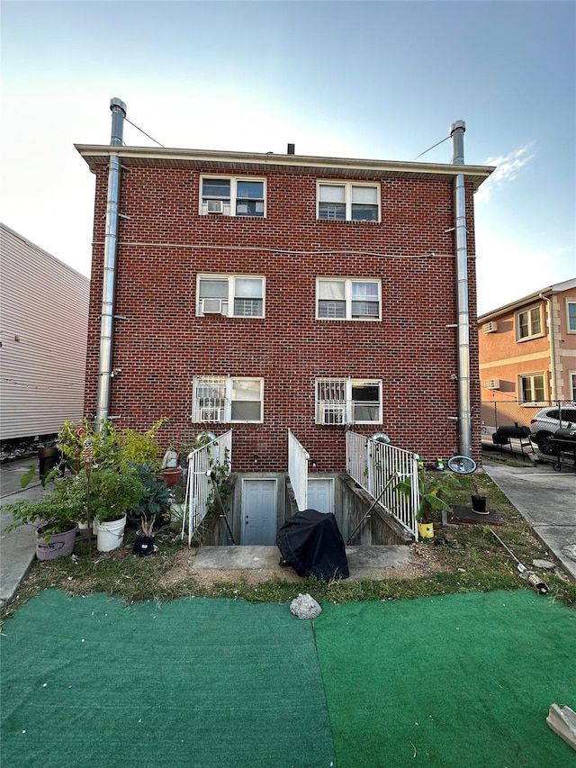 97-17 106th St, Ozone Park, NY 11416 - photo 4