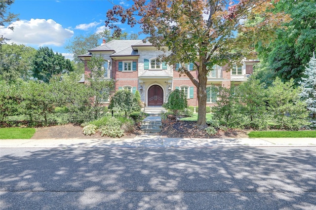 7 Beverly Rd, Great Neck, NY 11021 - photo 1