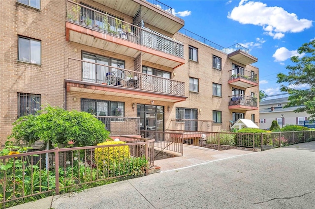 12215 25th Rd Unit 302, Flushing, NY 11354 - photo 2