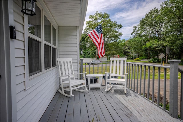 8 Stratler Dr, Shirley, NY 11967 - photo 2