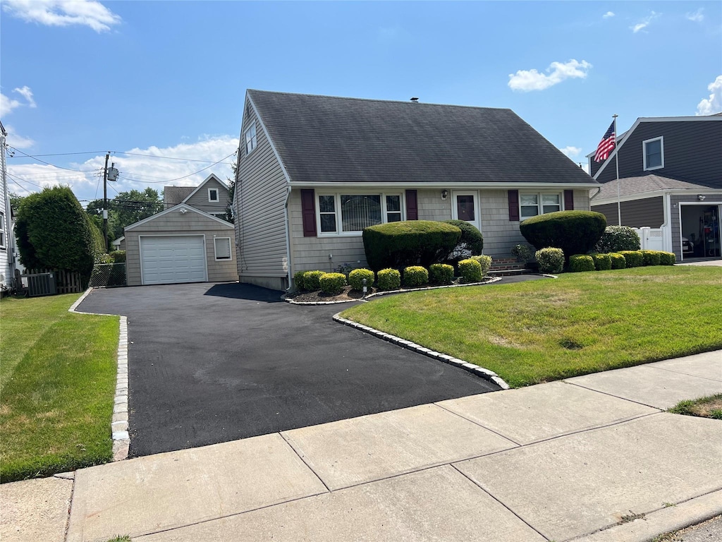 42 Plainfield Rd, Albertson, NY 11507 - photo 2