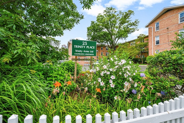 25 Trinity Pl Unit 2E, New Rochelle, NY 10805 - photo 1