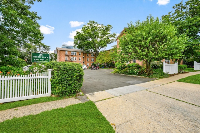 25 Trinity Pl Unit 2E, New Rochelle, NY 10805 - photo 24