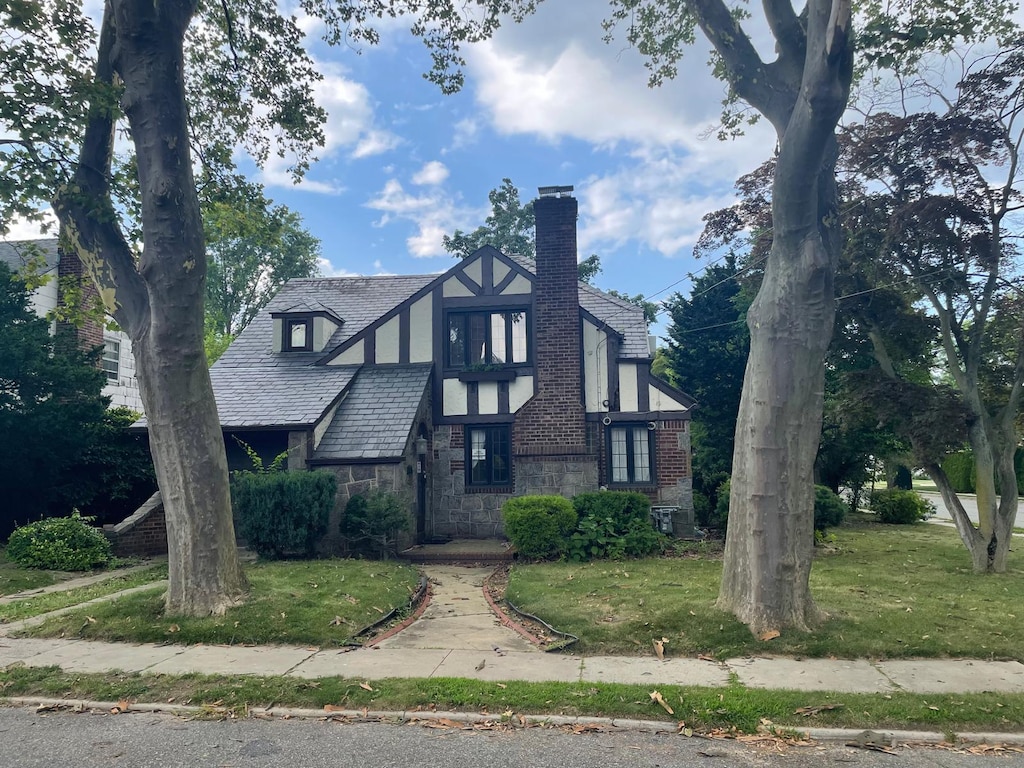 146 Malverne Ave, Malverne, NY 11565 - photo 1