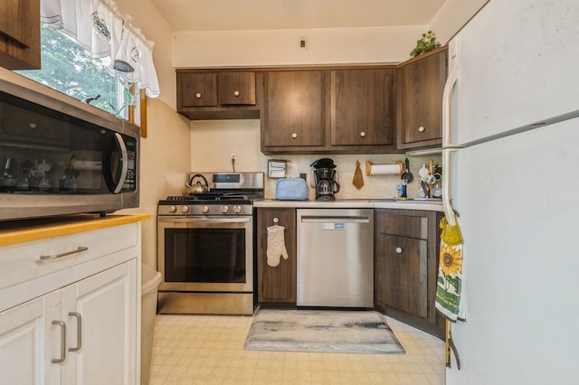 128 Kime Ave, North Babylon, NY 11703 - photo 9