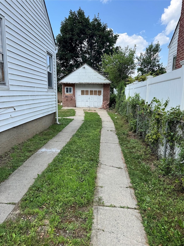 1033 Tulsa St, Uniondale, NY 11553 - photo 3
