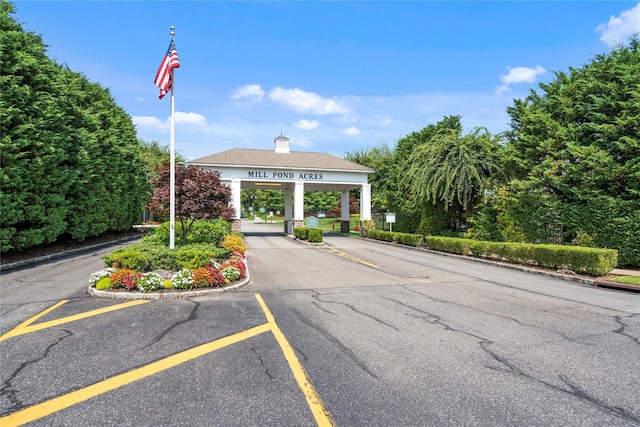 94 Pond View Dr Unit 238, Port Washington, NY 11050 - photo 1