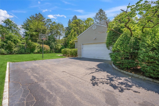 10 Flamingo Rd, East Hills, NY 11576 - photo 32