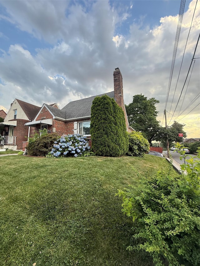 5006 Marathon Pkwy, Little Neck, NY 11362 - photo 2
