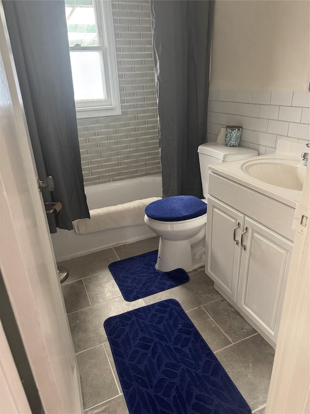 20 Hemlock Dr, Farmingdale, NY 11735 - photo 14