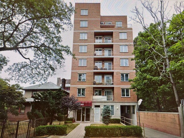 842 Ocean Pkwy Unit 2B, Brooklyn, NY 11230 - photo 1