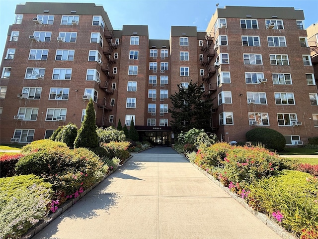 18-70 211th St Unit 5E, Bayside, NY 11360 - photo 14