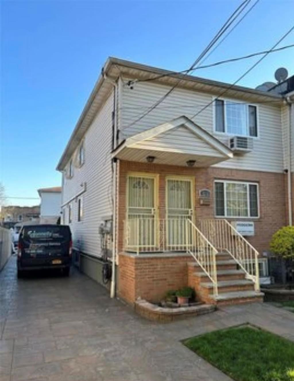 14262 123rd Ave, Jamaica, NY 11436 - photo 1