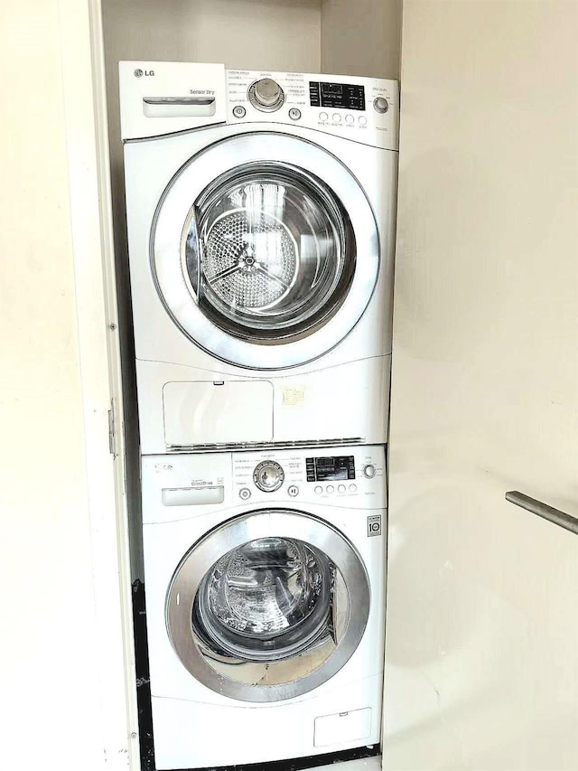 42-35 Main St Unit 8H, Flushing, NY 11355 - photo 5