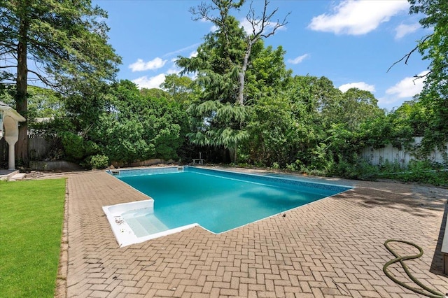 56 W Donellan Rd, Hampton Bays, NY 11946 - photo 3
