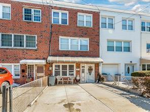 236 Huntington Ave, Bronx, NY 10465 - photo 1