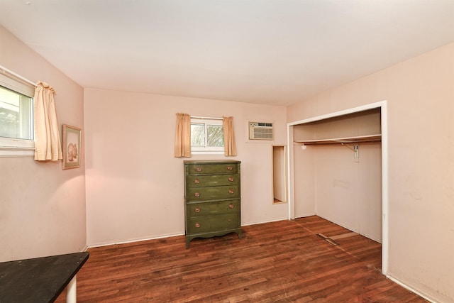 834 Orbit Ln, Uniondale, NY 11553 - photo 5