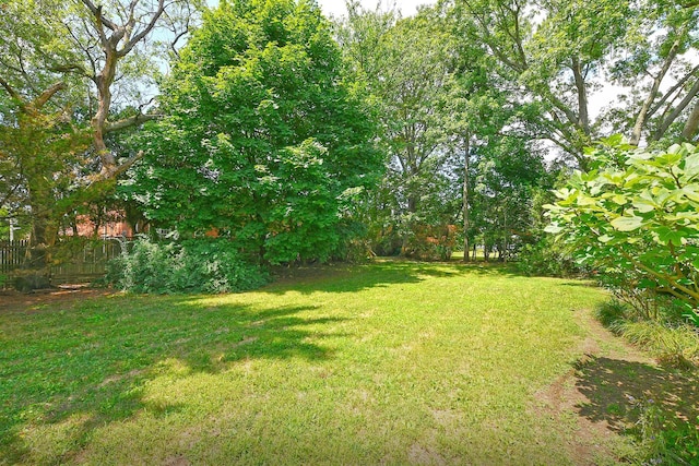 834 Orbit Ln, Uniondale, NY 11553 - photo 30