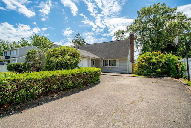 14 Arcadia Dr, Dix Hills, NY 11746 - photo 1
