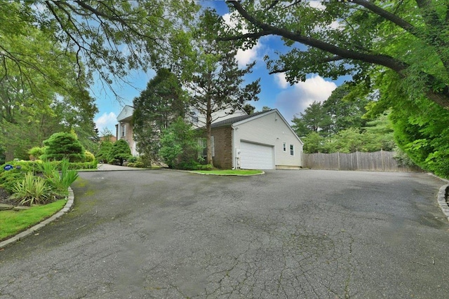 60 Willis Ln, Syosset, NY 11791 - photo 3
