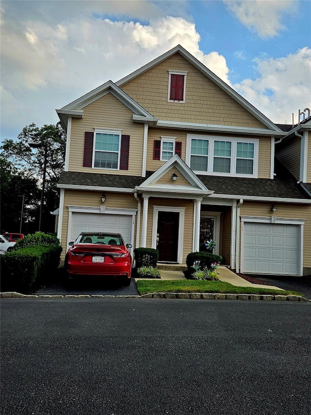 124 Wildwood Cir, Holtsville, NY 11742 - photo 1
