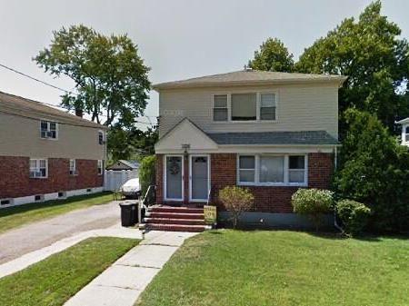 12 Olive Pl, Lynbrook, NY 11563 - photo 1