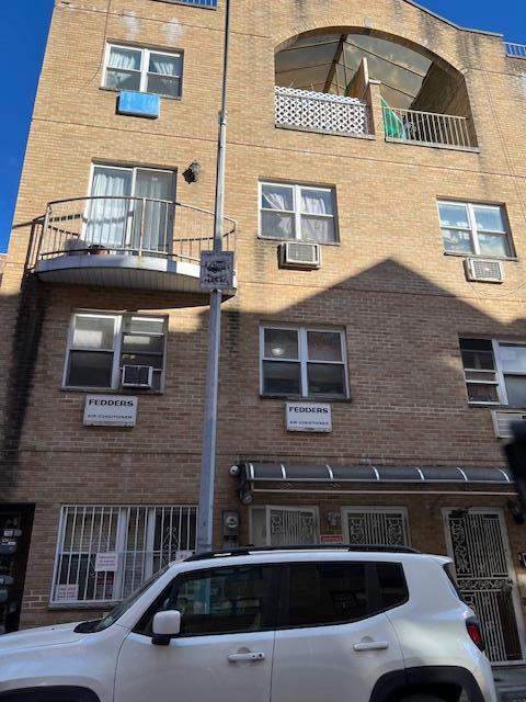 4169 Summit Ct, Flushing, NY 11355 - photo 2