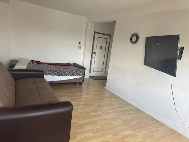 99-60 63rd Rd Unit 11F, Rego Park, NY 11374 - photo 4