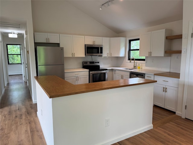 31 Whitestone Rd, Sound Beach, NY 11789 - photo 2
