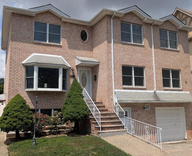 26 Fairway Ln, Staten Island, NY 10301 - photo 1