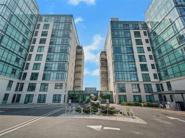 701 Rdg Hill Blvd Unit 2E, Yonkers, NY 10710 - photo 32