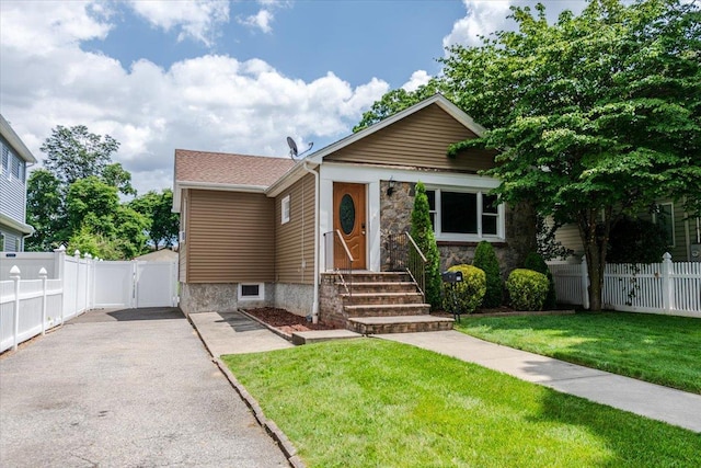 929 Oakland Ct, North Bellmore, NY 11710 - photo 1
