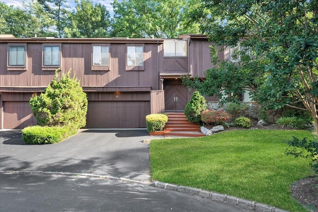 10 Morley Ct, Albertson, NY 11507 - photo 1