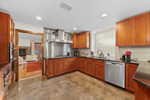 10 Morley Ct, Albertson, NY 11507 - photo 19